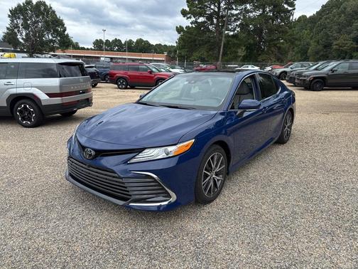 2023 Toyota Camry XLE