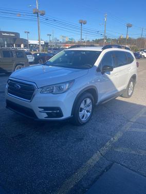 2019 Subaru Ascent Base 8-Passenger