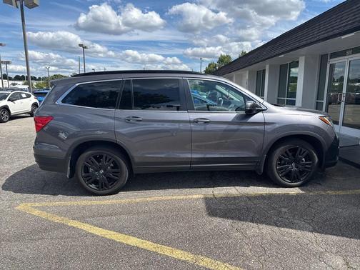 2022 Honda Pilot AWD Special Edition