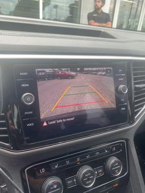 Deep Black 2023 Volkswagen Atlas 3.6L SE w/Technology