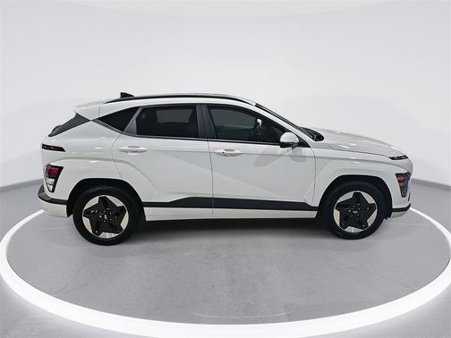 2025 Hyundai KONA EV SEL