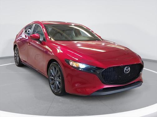 2022 Mazda Mazda3 FWD w/Preferred Package