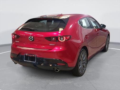 2022 Mazda Mazda3 FWD w/Preferred Package