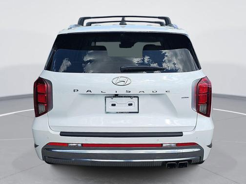 Hyper White 2023 Hyundai PALISADE Calligraphy