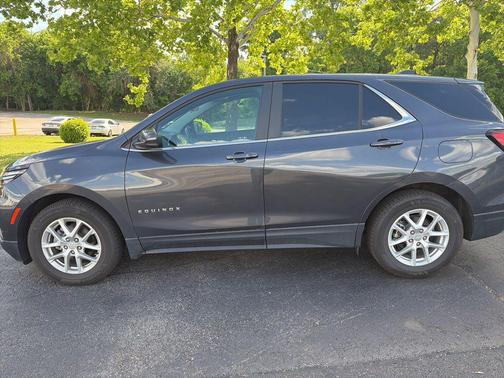 Iron Gray Metallic 2022 Chevrolet Equinox 1LT