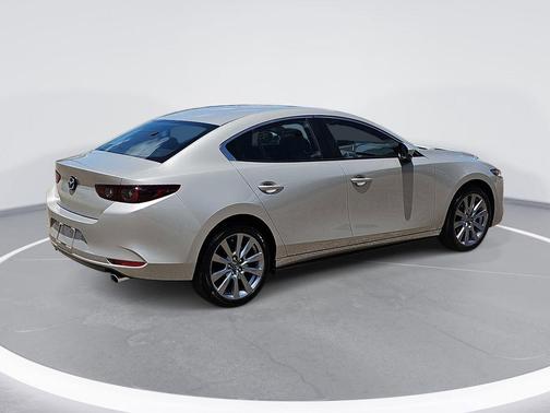 Platinum Quartz Metallic 2026 Mazda Mazda3 FWD w/Preferred Package
