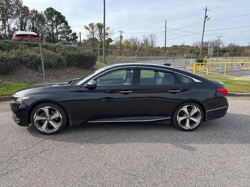2020 Honda Accord Touring 2.0T