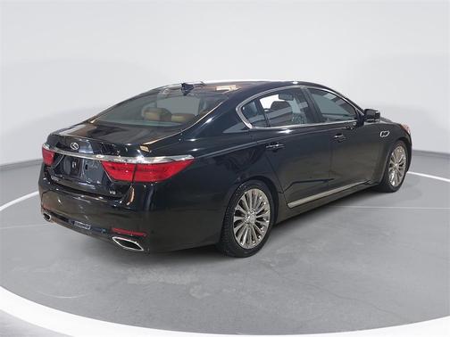 2017 Kia K900 Luxury 5.0L