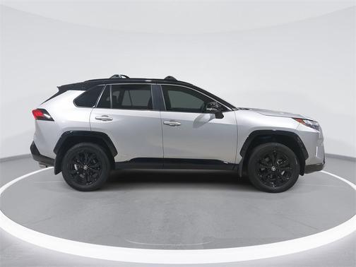 2024 Toyota RAV4 Hybrid SE
