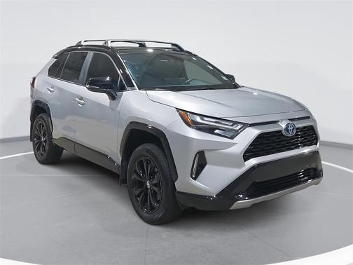 2024 Toyota RAV4 Hybrid SE