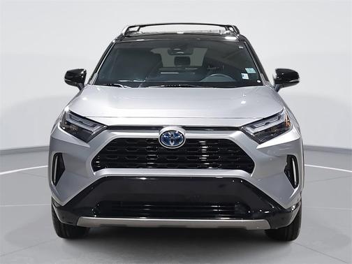 2023 Toyota RAV4 Hybrid SE