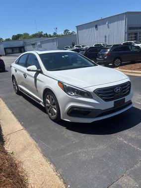 Quartz White Pearl 2017 Hyundai SONATA Limited