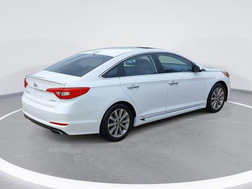 Quartz White Pearl 2017 Hyundai SONATA Limited