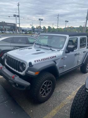 Silver Zynith Clearcoat 2024 Jeep Wrangler Rubicon