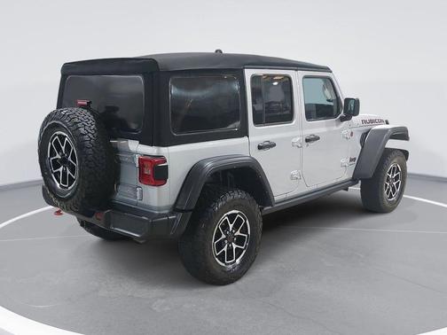 Silver Zynith Clearcoat 2024 Jeep Wrangler Rubicon