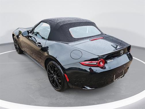2025 Mazda MX-5 Miata Club