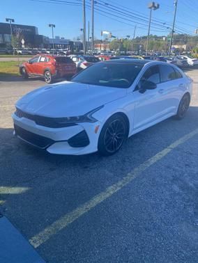 Glacial White Pearl 2023 Kia K5 GT