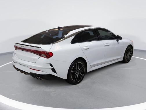 Glacial White Pearl 2023 Kia K5 GT