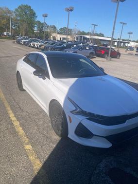 Glacial White Pearl 2023 Kia K5 GT