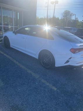 Glacial White Pearl 2023 Kia K5 GT