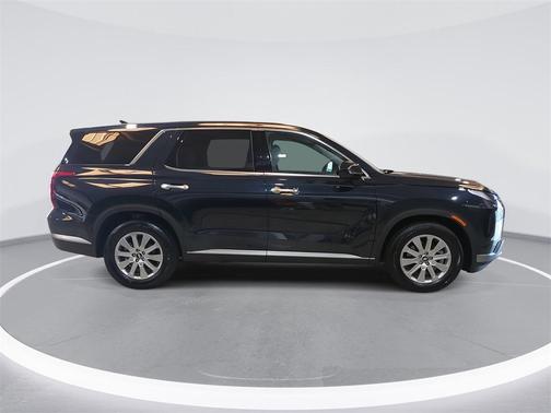 2025 Hyundai PALISADE SE