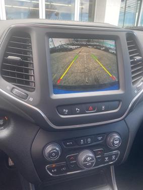 2023 Jeep Cherokee Altitude