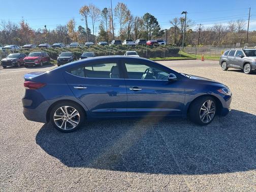 2017 Hyundai ELANTRA Limited