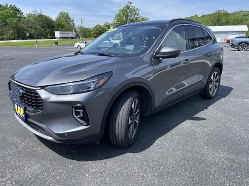 CARBONIZED GRAY METALLIC 2023 Ford Escape PLATINUM