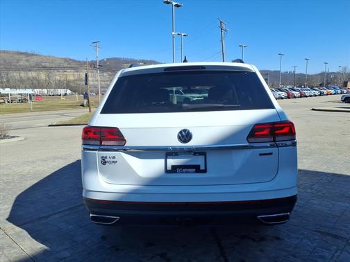 2022 Volkswagen Atlas 3.6L SE w/Technology