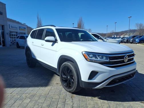 2022 Volkswagen Atlas 3.6L SE w/Technology