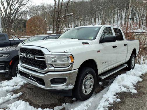 2019 RAM 2500 Tradesman Crew Cab 4x4 6'4' Box