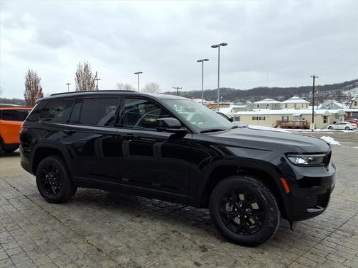 2025 Jeep Grand Cherokee L Altitude