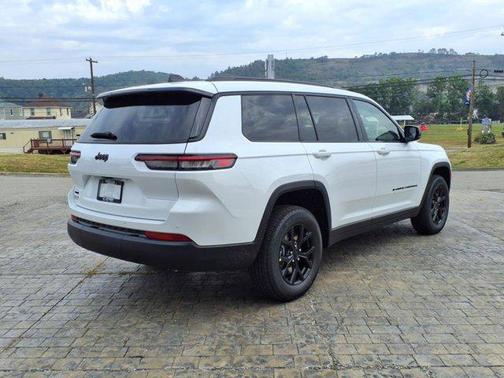 2025 Jeep Grand Cherokee L Altitude