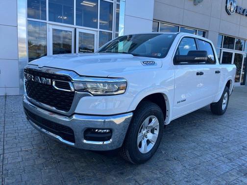 Bright White Clearcoat 2025 RAM 1500 Big Horn/Lone Star Truck