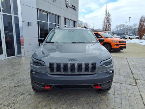 2022 Jeep Cherokee Trailhawk