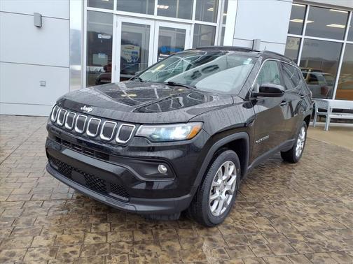 2022 Jeep Compass Latitude Lux
