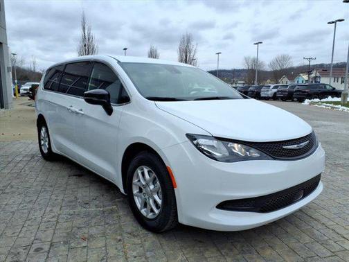 2026 Chrysler Voyager LX