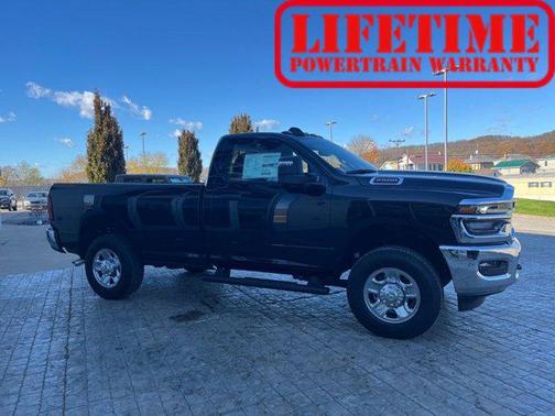 2025 RAM 2500 Tradesman Regular Cab 4x4 8' Box