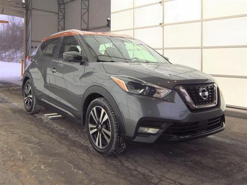 2020 Nissan Kicks SR