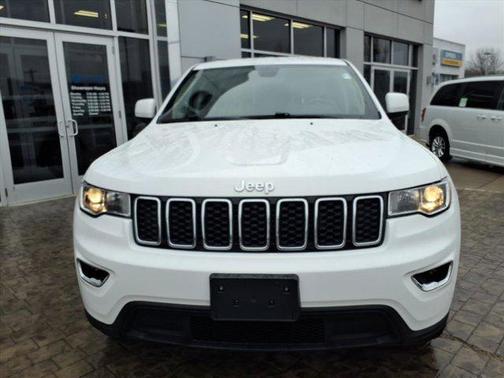 2022 Jeep Grand Cherokee Laredo