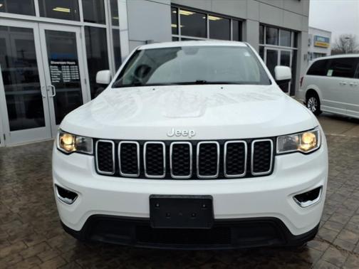 2022 Jeep Grand Cherokee Laredo