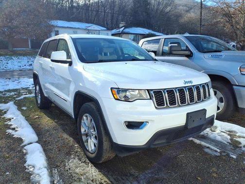 2022 Jeep Grand Cherokee Laredo