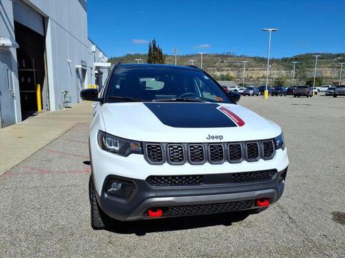 2026 Jeep Compass Trailhawk