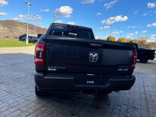 2019 RAM 2500 Limited Crew Cab 4x4 6'4' Box