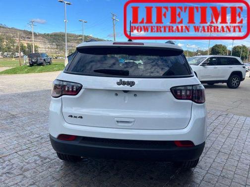 2026 Jeep Compass Latitude