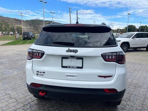 2026 Jeep Compass Trailhawk