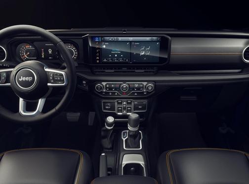 2026 Jeep Gladiator Sahara 4x4