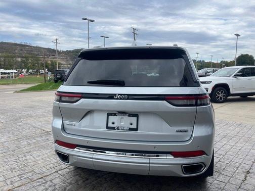 2023 Jeep Grand Cherokee Overland