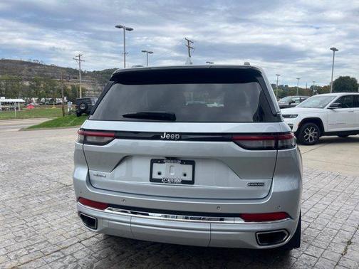 2023 Jeep Grand Cherokee Overland