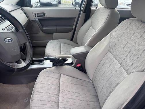 2010 Ford Focus SE